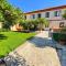 Holiday home in Drivenik 42242