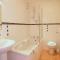 Royal Mile, Edinburgh - 2 Bedroom Apartment - Edinburgh