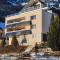 Large Apartment 8beds great for family and friends, Mountain View