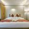 ROSASTAYS Gurugram Sec 31