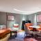 voco Guangzhou Shifu by IHG