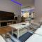 Charming Sea Side Sun Apartment