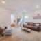 Plush 2-bed apt in Riverside Heights!