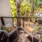 MARGARET FOREST RETREAT Apartment 129 - Located within Margaret Forest, in the heart of the town centre of Margaret River, spa apartment!