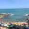 Apartamento Pé na Areia e águas tranquilas no centro de Guarapari