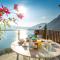 Colosseo with wonderful lake view and swimming pool