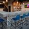 Holiday Inn Express Hotel & Suites Austin Downtown - University by IHG