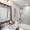 Lovely 3 BR Home Only 9 Minutes from Downtown - San Antonio