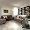 Alamanni Apartment by Mamo Florence