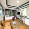 Home Away Do Quang Dau- Homestay, City Center, D1