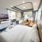Home Away Do Quang Dau- Homestay, City Center, D1