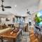 Lakefront on Lake Travis residence - Austin