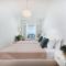 Marina Beachfront Apartment by Konnect, Ipsos
