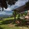 Villa Brigante, Agriturismo panoramico appartato con piscina privata, aria condizionata, immerso nella natura