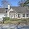 Fire Pit, Gazebo and Hot Tub North Charleston Home!