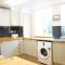 Lower Flat Hillhouse