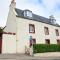 Lower Flat Hillhouse
