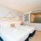 Panwaburi Beachfront Resort - SHA Extra Plus
