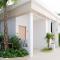 Panwaburi Beachfront Resort - SHA Extra Plus