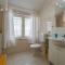 NINA deluxe SUPERIOR 5 star apartment, your piece of heaven by the sea & park