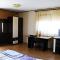 Greenstone Land - Corbu