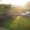 Lane End Cottage Holmfirth - Panoramic Views, Modernised with offroad parking