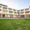 Studio Escale Plage-2 by Interhome