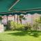 Apartment Appartamento 2- Giardino by Interhome