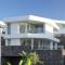 Villa Superior 1 - Casangular by Upper