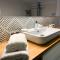 URBAN APARTMENTS COSY No 4, FREE PRIVATE PARKING, Self CHECK-IN