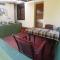 Dreams Garden Surf Lodge