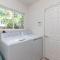 Villa Sausalito - Newly Designed 4BR HOUSE & POOL by Topanga