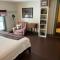 Shoreham Inn Bed & Breakfast