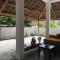 BONDENI BEACH HOUSE