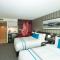 The Grand Winnipeg Airport Hotel by Lakeview