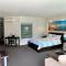 Phillip Island Holiday Apartments - Cowes
