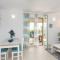 Waves Apartments: Two Beachfront Apartments