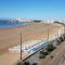 STUDIO MEUBLE Face mer vue imprenable sur la mer, parking et fibre gratuits - 莱萨布勒-多洛讷