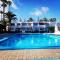 Canarian blue Suite tropical garden view & Pool - طوستا ديل سيلونثيو