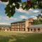 Paramount Riverfront Resort & Spa, Karjat