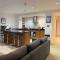 Beach Retreat, Stones Throw Away from Beach