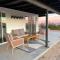 1 Minute To Joshua Tree National Park, Hot Tub, Stars, Private - The WKNDR - 二十九棕榈村