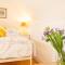 Higher Weddicott Barn Holiday Cottage - Self Catering