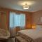 Contemporary 2-Bedroom Close to Downtown, Dining
