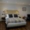 Upstairs at 33 - Self check in boutique accommodation in Worcester Centre