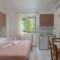 Studio Apartments Marijan - Beachfront - 图彻皮