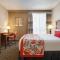 Ramada by Wyndham Fredericton - Fredericton