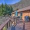 Scenic Pet-Friendly House with Private Hot Tub!