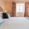 Cat and Custard Pot Inn - Shipton Moyne