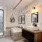 Le Gentleman // Downtown spacious condo